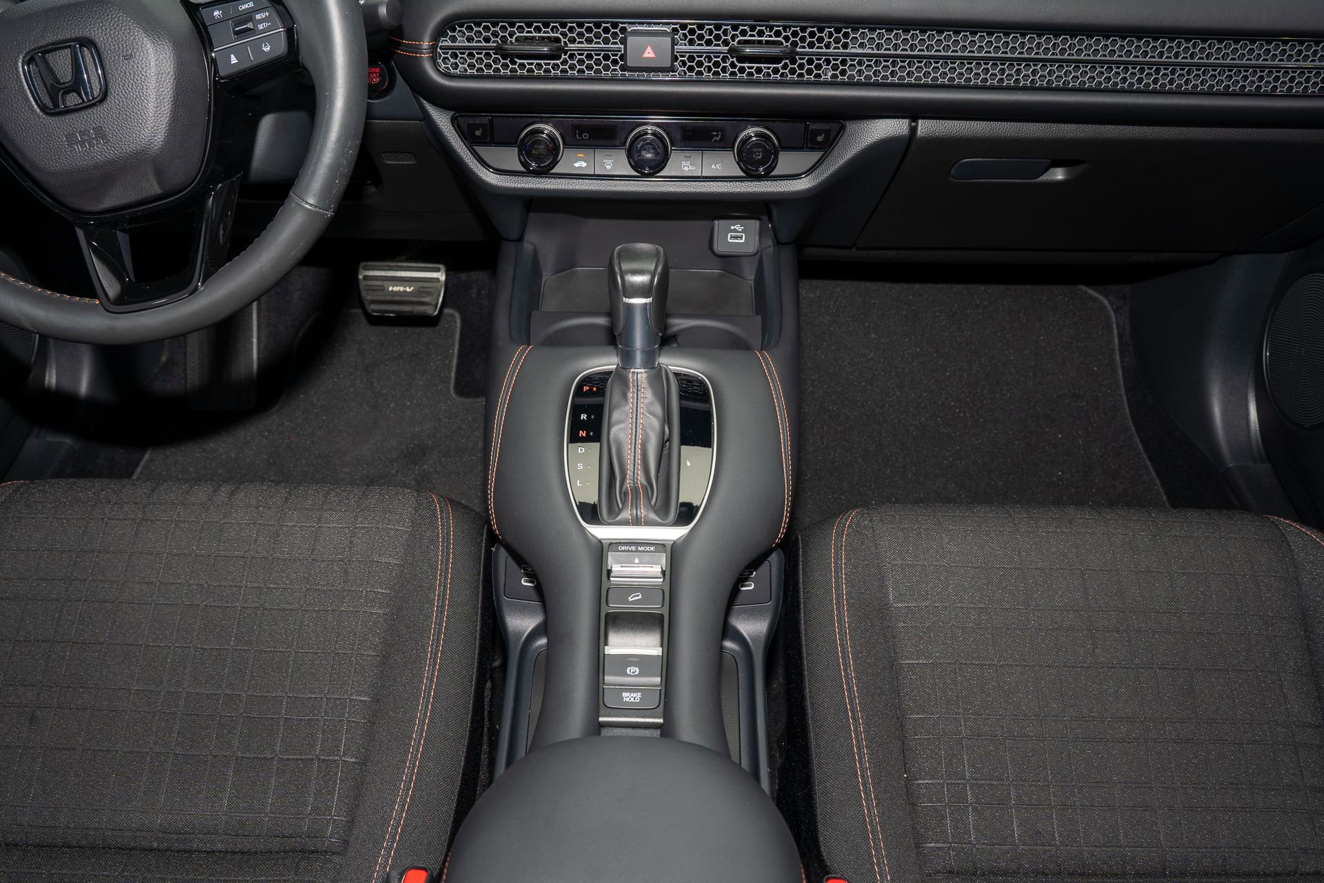 Certified 2024 Honda HR-V Sport image 26