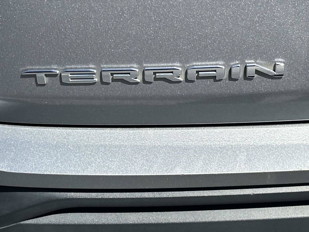 Used 2024 GMC Terrain SLE FWD image 13