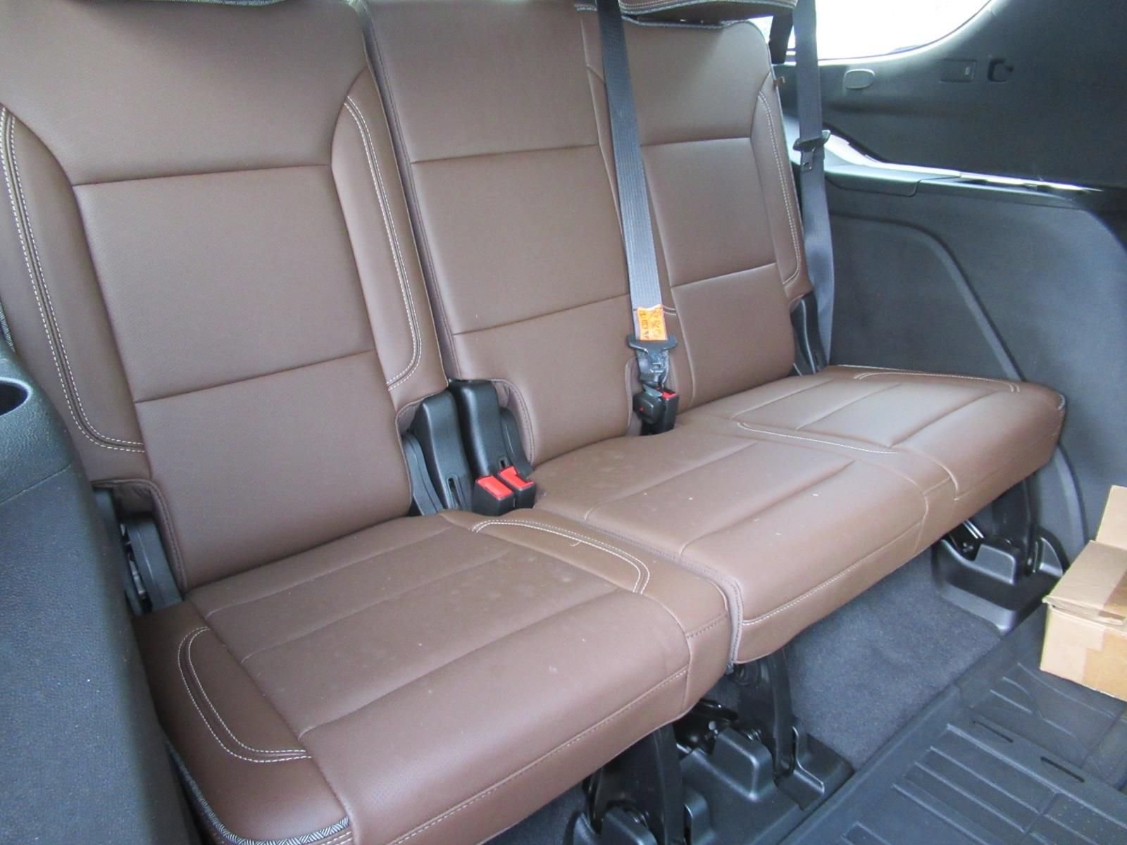 Used 2021 Chevrolet Tahoe High Country w/ Premium Package AWD/4WD image 39
