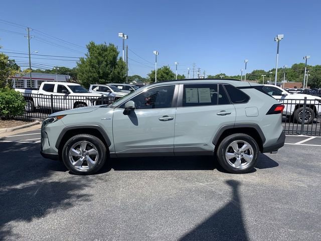 Used 2021 Toyota RAV4 XLE Premium AWD/4WD image 5