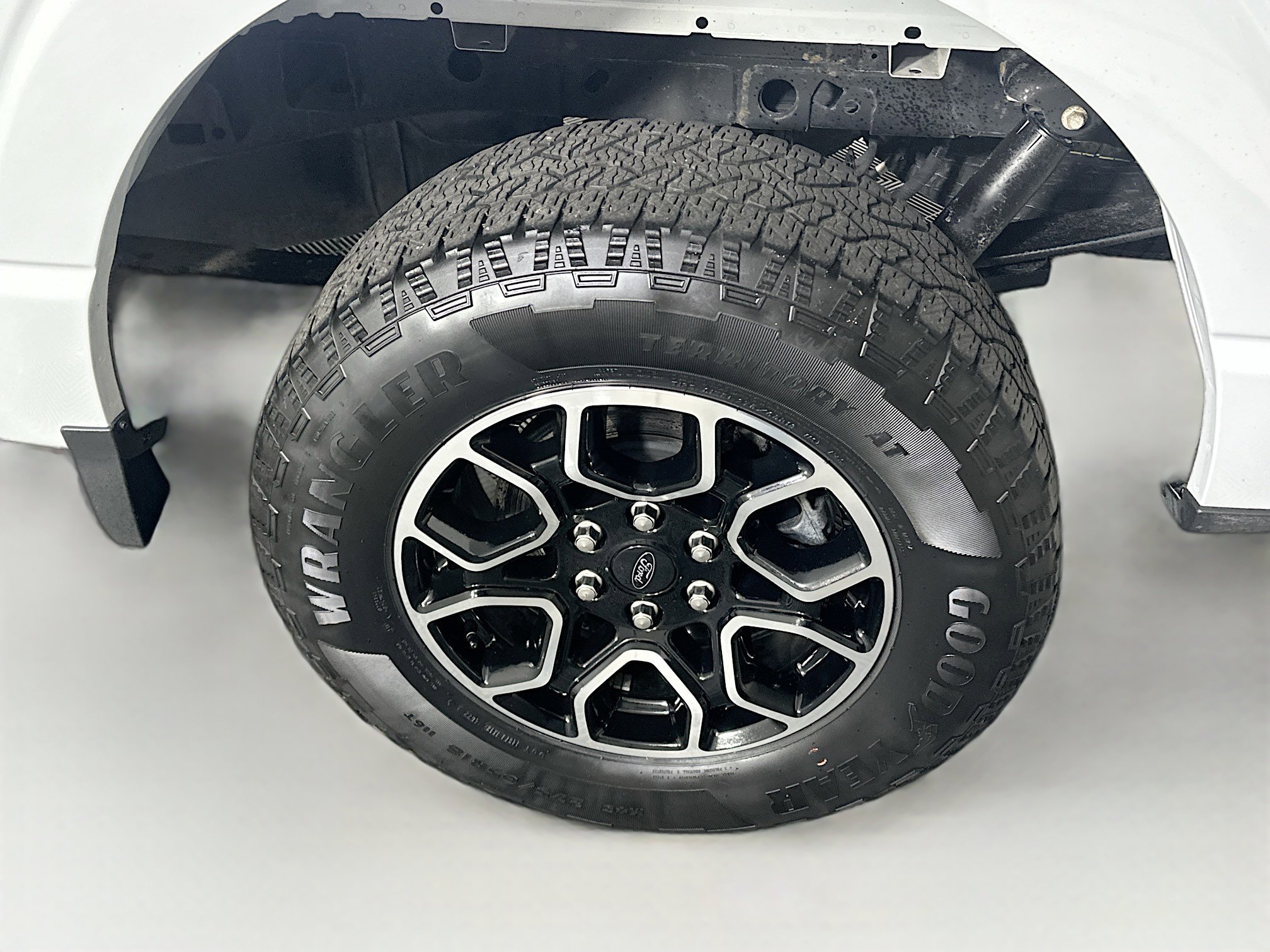 Used 2023 Ford F150 XLT w/ Equipment Group 302A High image 11
