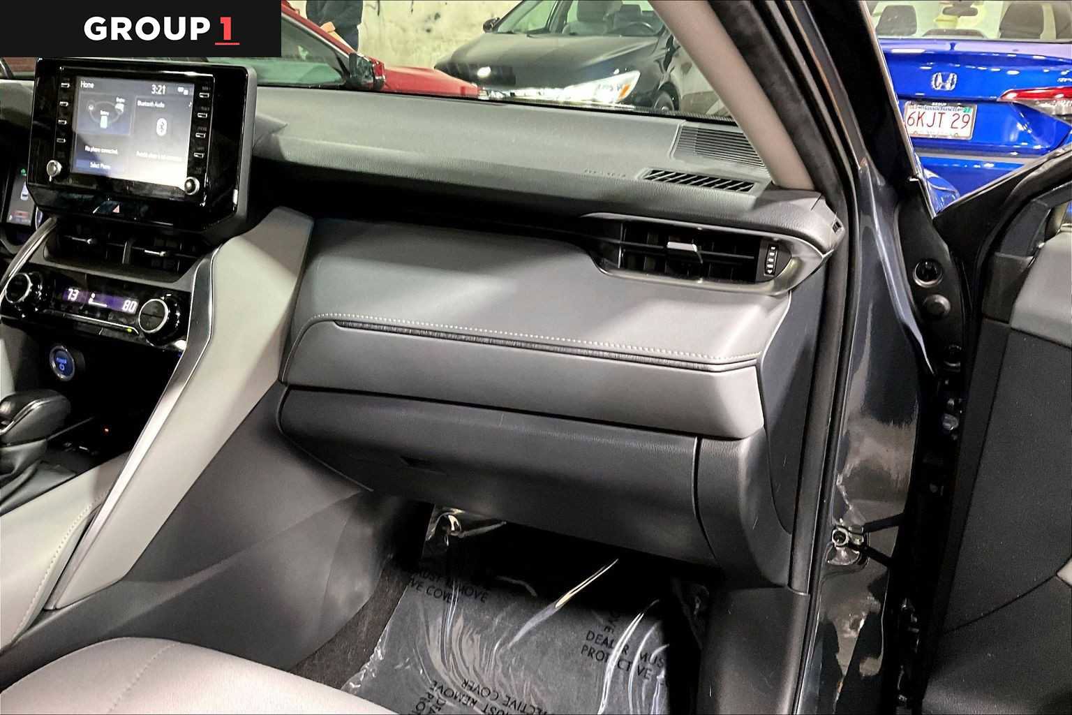 Certified 2021 Toyota Venza LE image 18