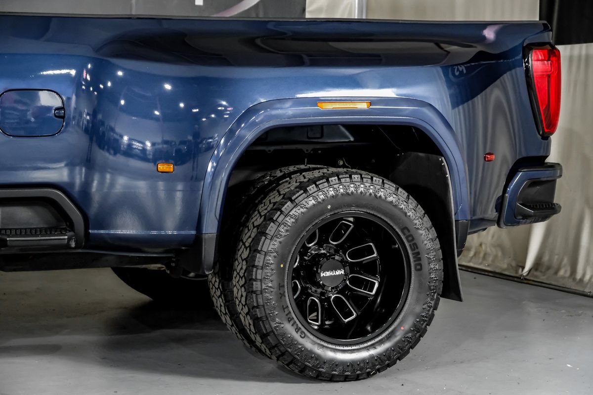 Used 2022 GMC Sierra 3500 Denali w/ Denali Ultimate Package AWD/4WD image 14