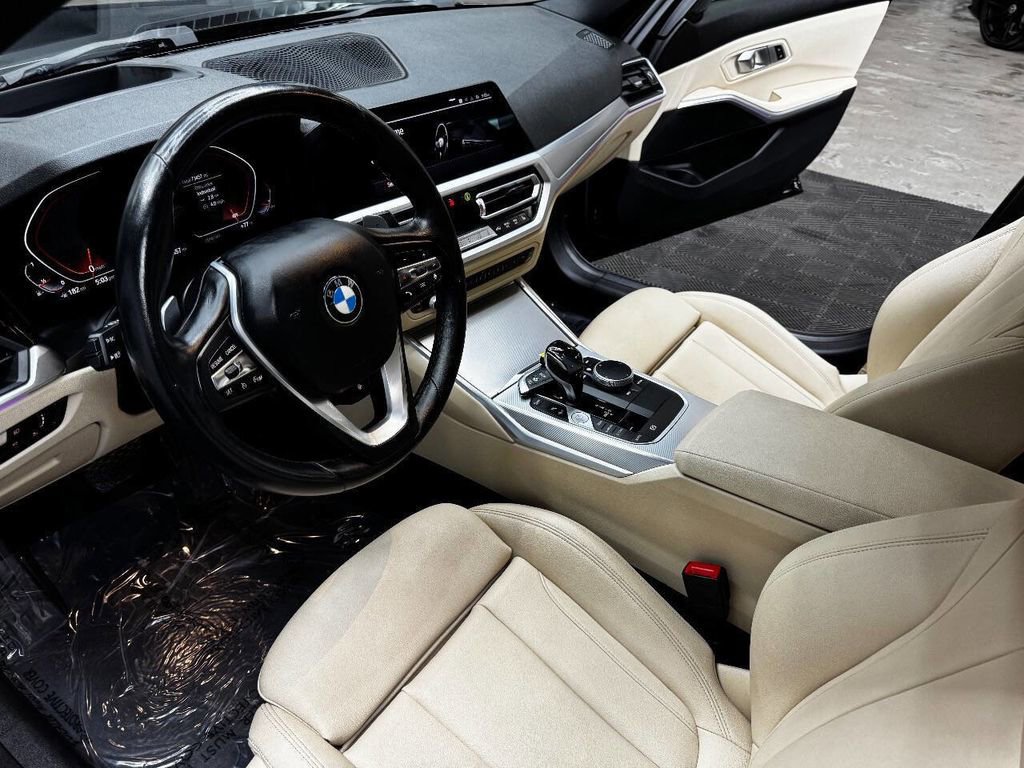 Used 2021 BMW 330i Sedan w/ Premium Package image 32