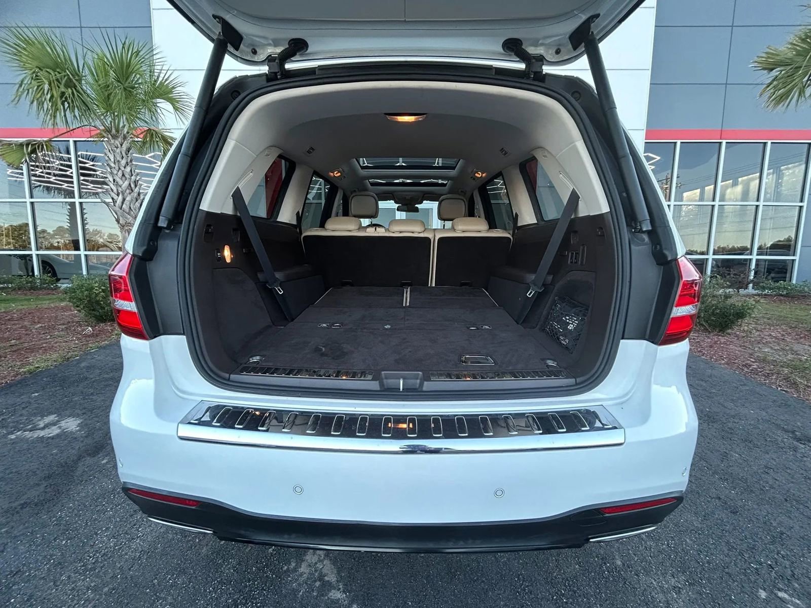 Used 2019 Mercedes-Benz GLS 550 4MATIC image 21
