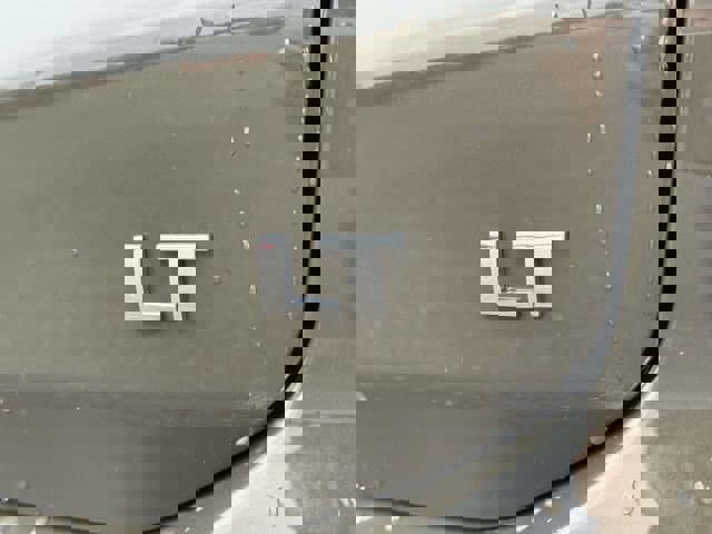 Used 2023 Chevrolet Equinox LT FWD image 7