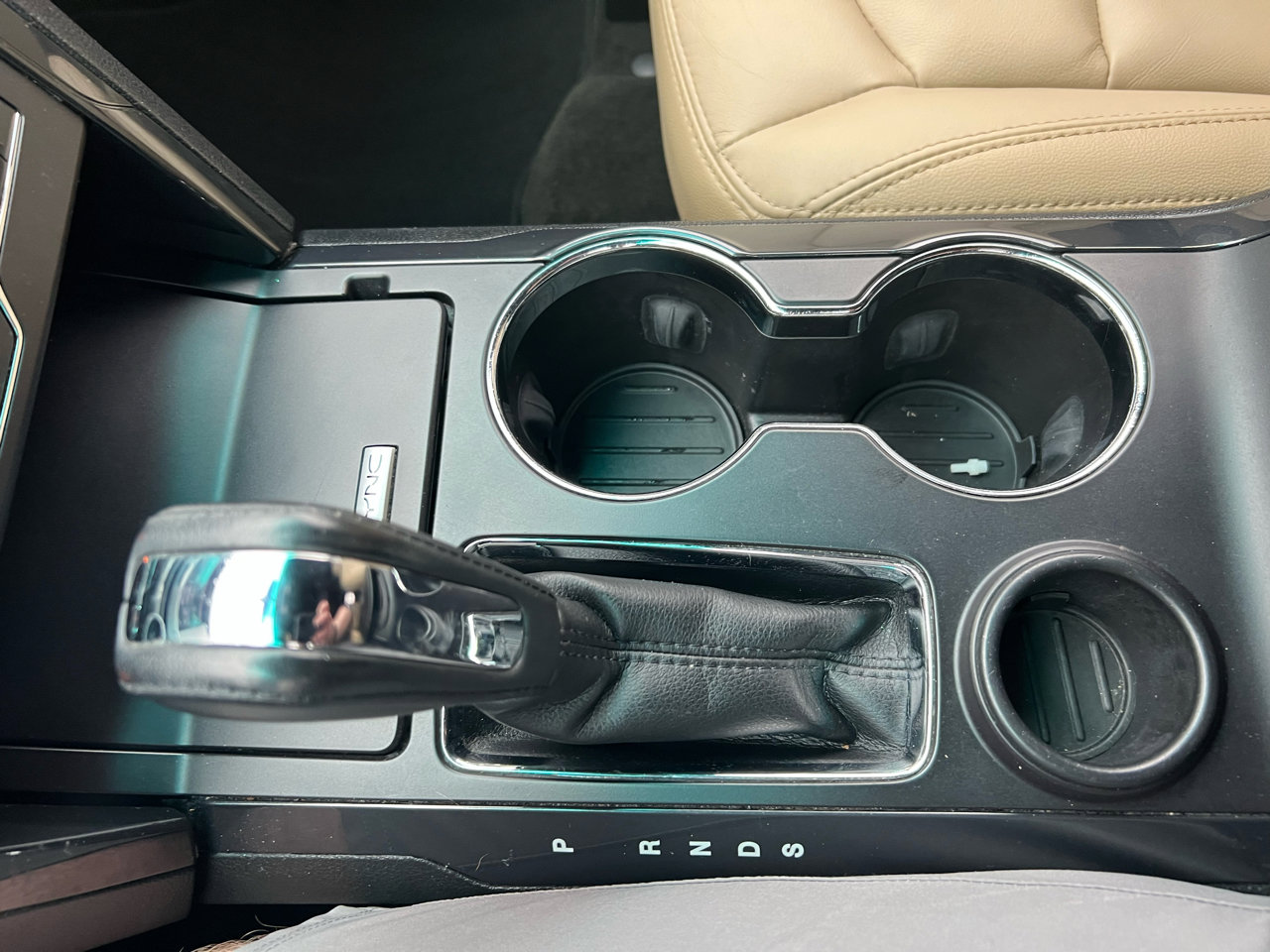 Used 2016 Ford Explorer XLT w/ Equipment Group 202A image 59