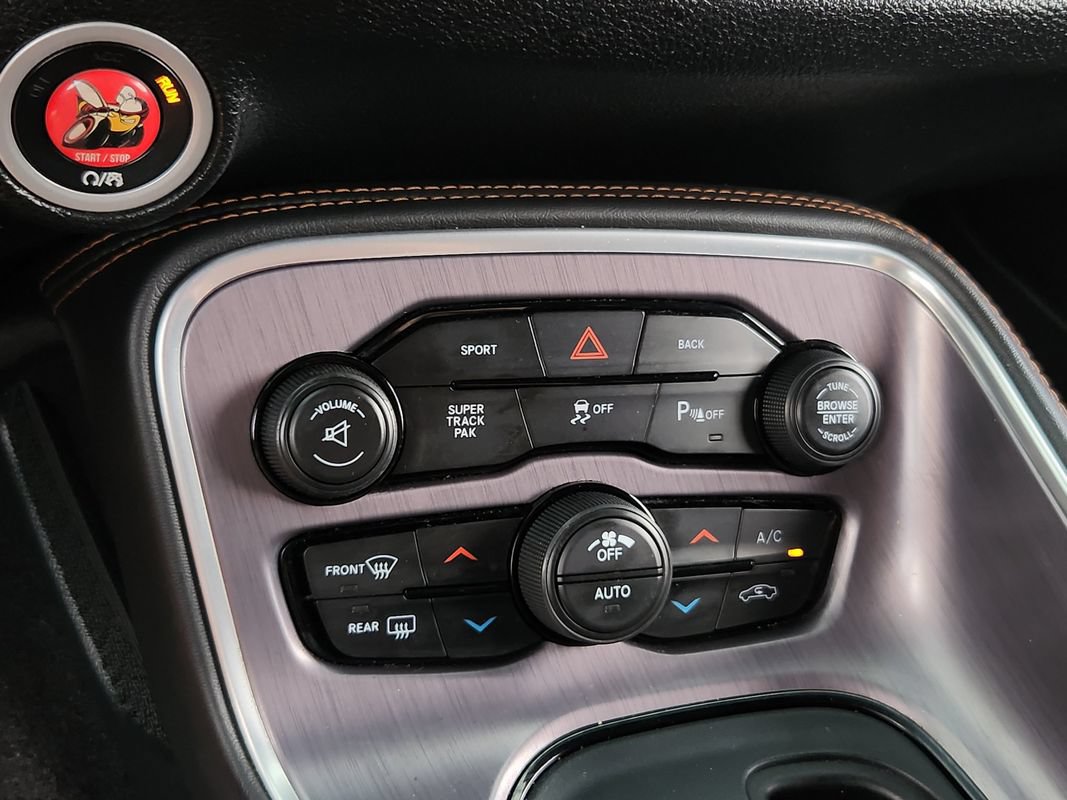 Used 2016 Dodge Challenger R/T Scat Pack RWD image 25