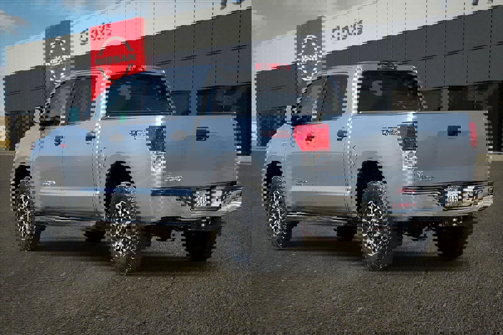 Used 2013 Toyota Tundra 2WD CrewMax image 7