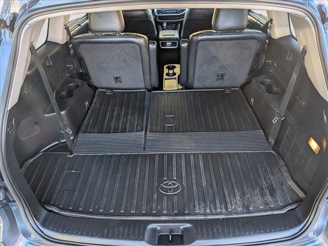 Used 2019 Toyota Highlander Limited image 18