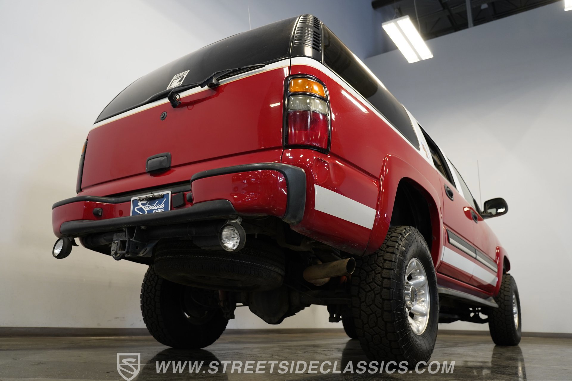 Used 2004 Chevrolet Suburban 2500 AWD/4WD image 30