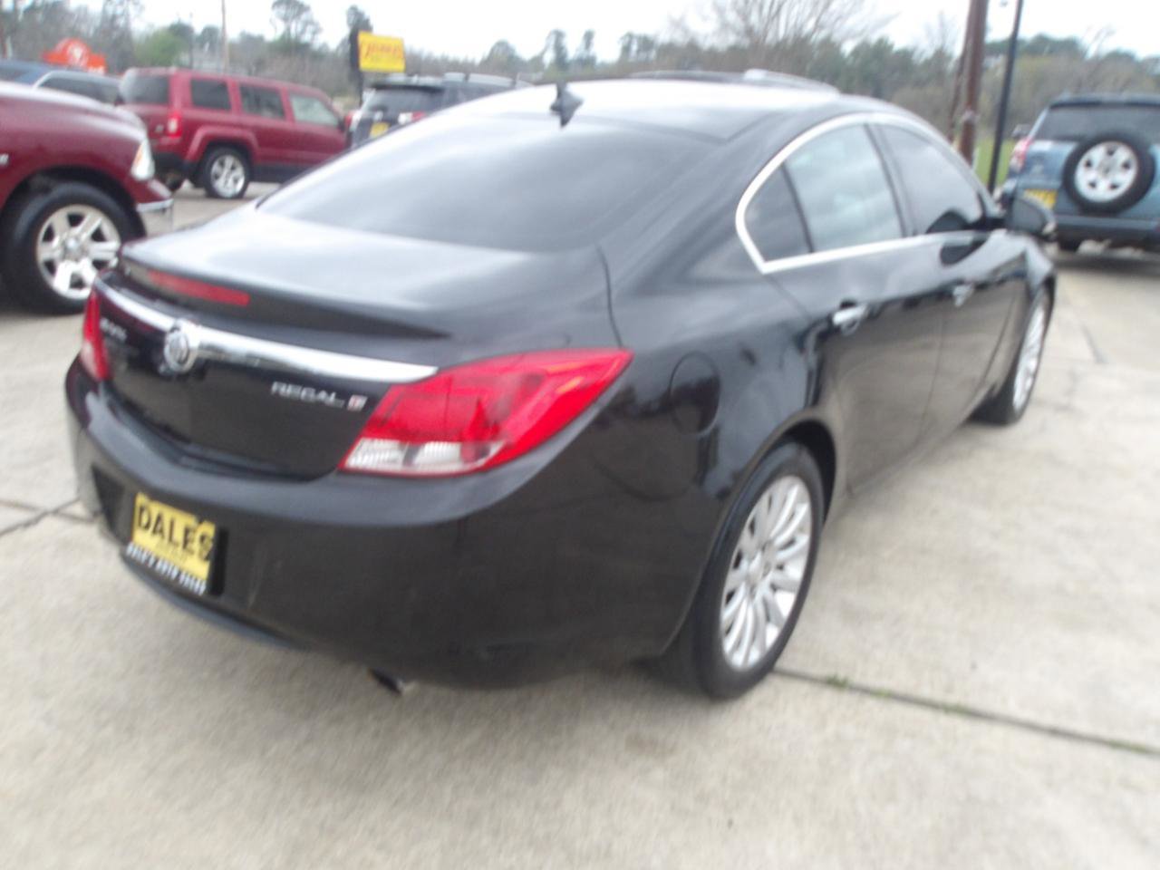 Used 2013 Buick Regal Premium FWD image 11