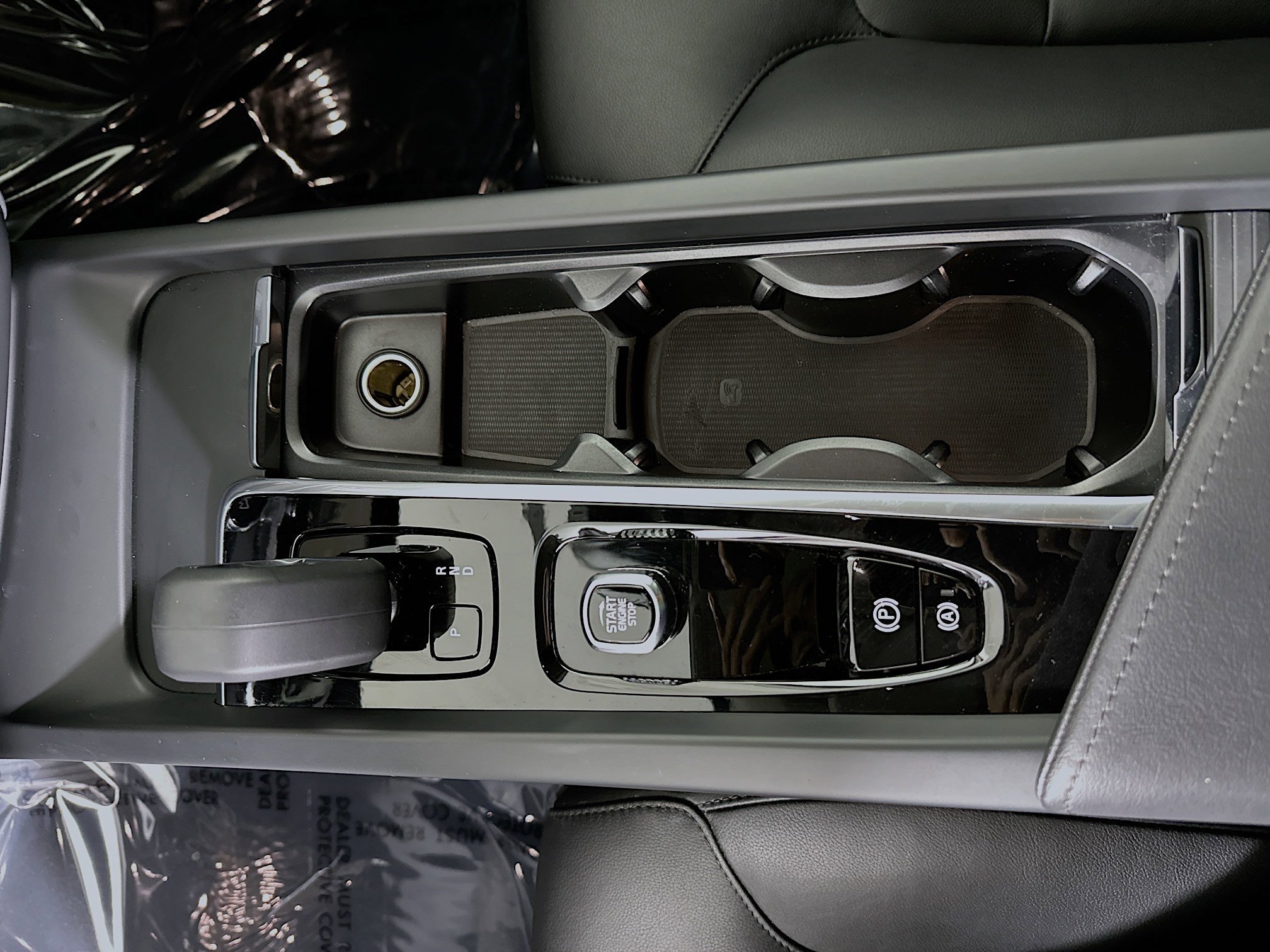 Used 2025 Volvo XC60 B5 Core image 22