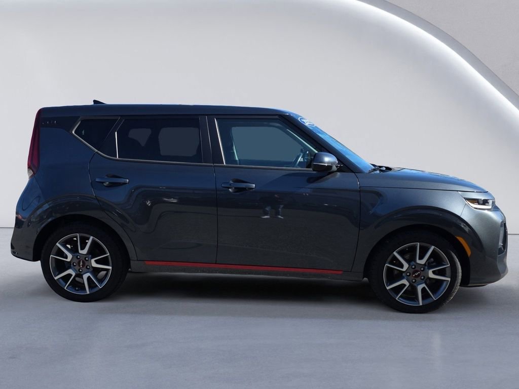 Used 2022 Kia Soul Turbo FWD image 3