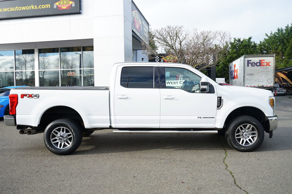 Used 2019 Ford F250 Lariat w/ Lariat Value Package image 6