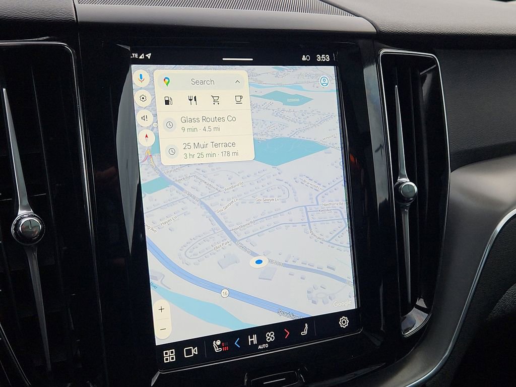 Used 2025 Volvo XC60 B5 Core image 17