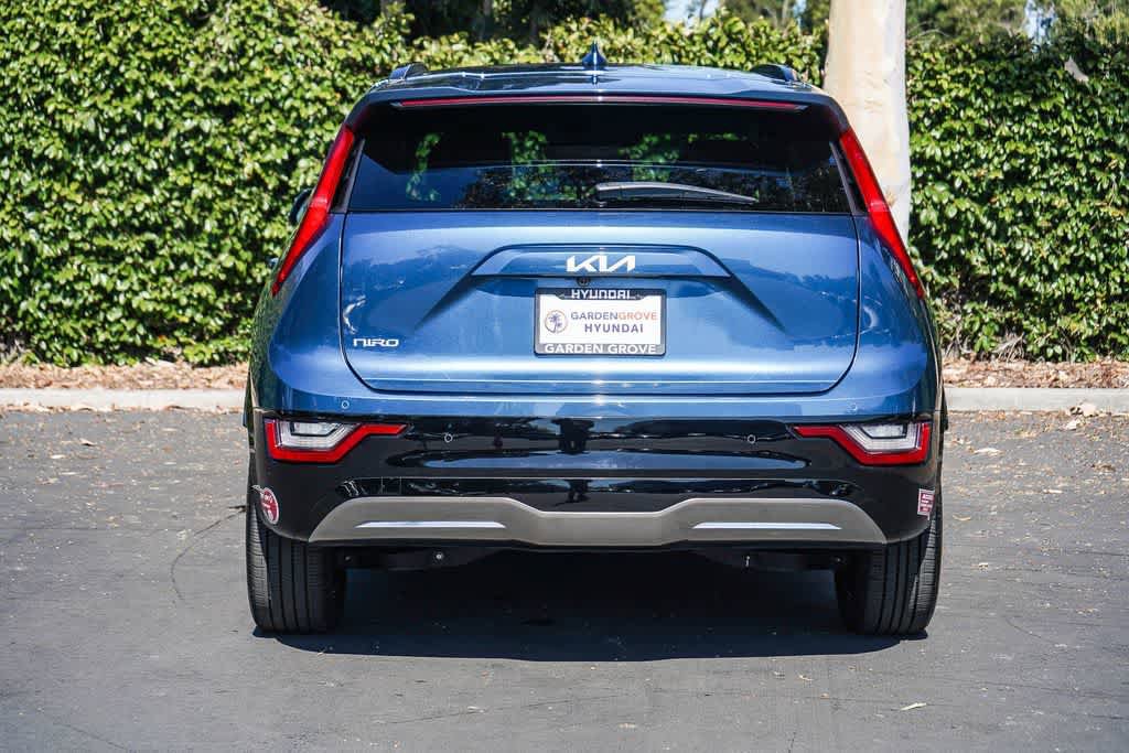 Used 2024 Kia Niro Wave FWD image 5