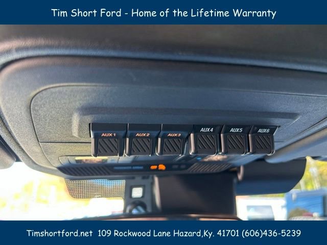 New 2025 Ford Bronco Badlands image 11