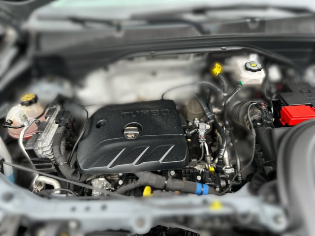 Used 2025 Chevrolet TrailBlazer LT AWD/4WD image 27