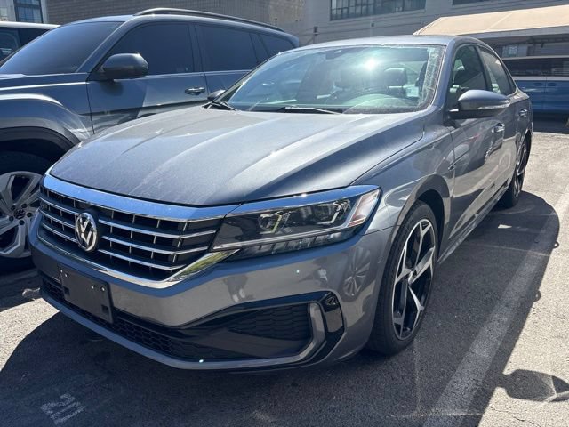Used 2021 Volkswagen Passat 2.0T R-Line FWD image 2