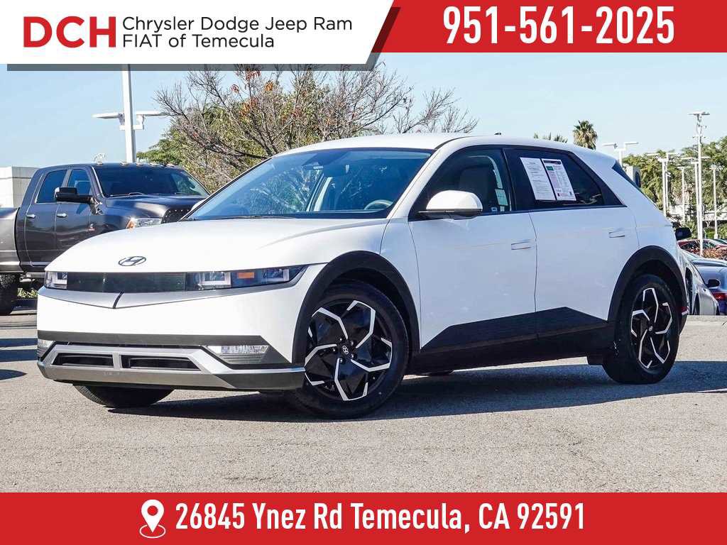 Used 2024 Hyundai Ioniq 5 SE image 1