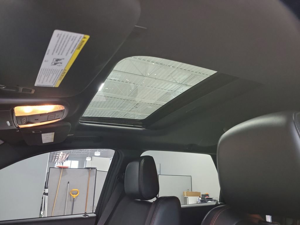 Used 2024 Dodge Durango GT image 38