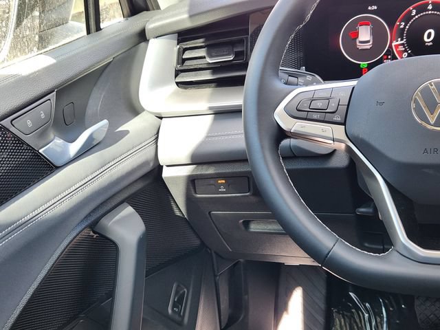 New 2026 Volkswagen Tiguan SE AWD/4WD image 26