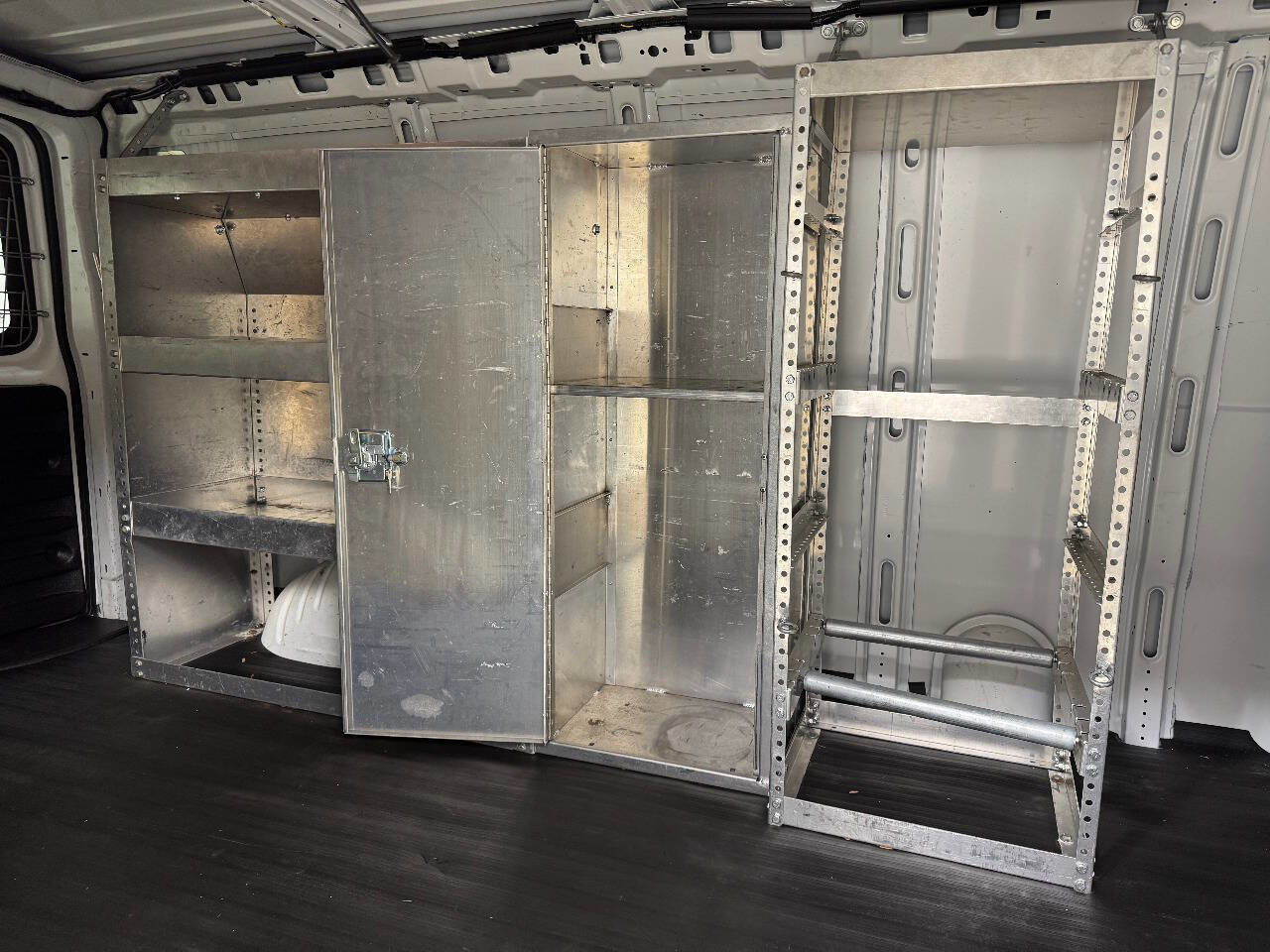 Used 2013 Chevrolet Express 1500 image 39