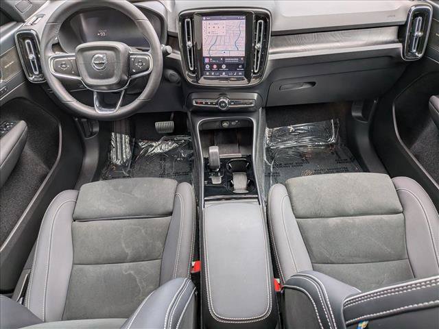 Used 2023 Volvo C40 P8 Recharge Ultimate AWD/4WD image 18