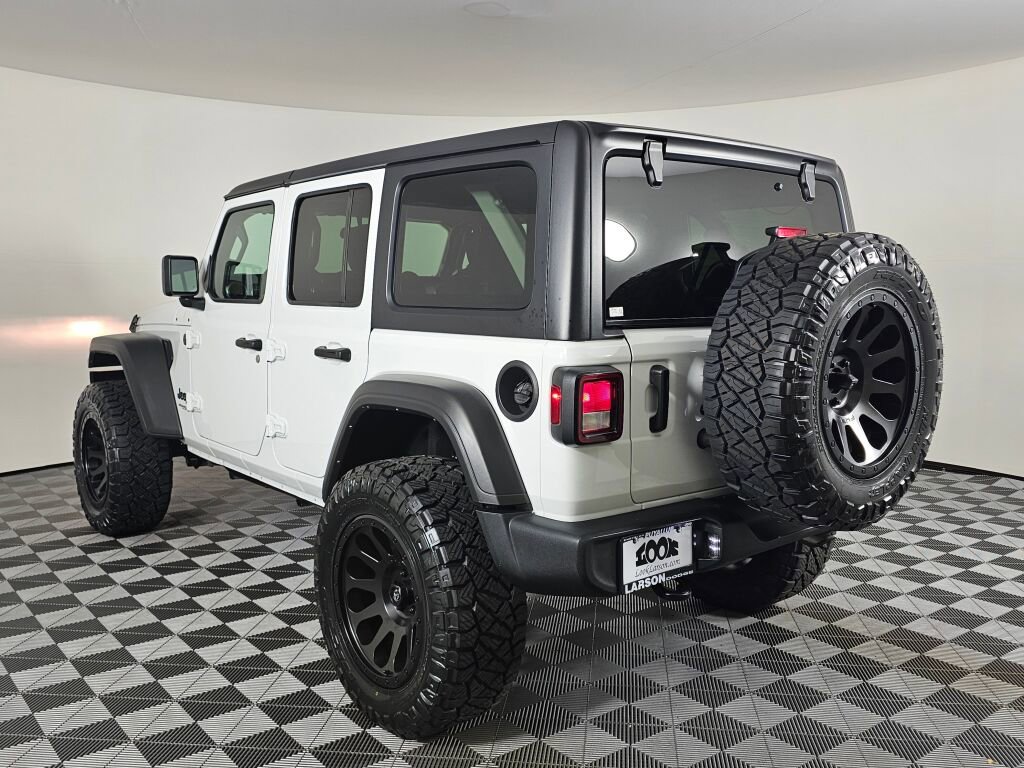 Used 2022 Jeep Wrangler Unlimited Sport AWD/4WD image 5