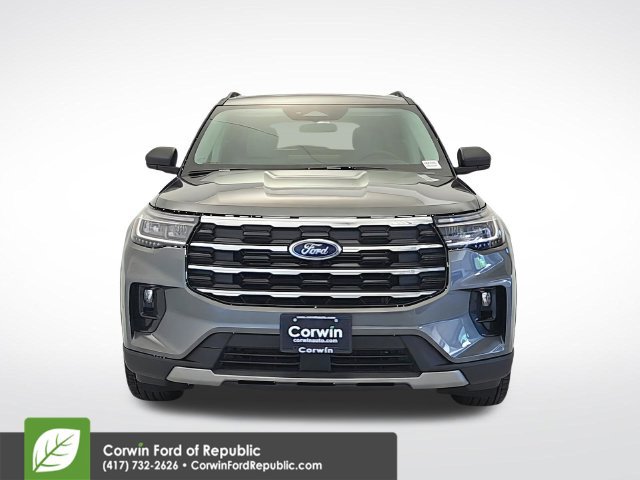 New 2026 Ford Explorer Active w/ Active Comfort Package AWD/4WD image 2