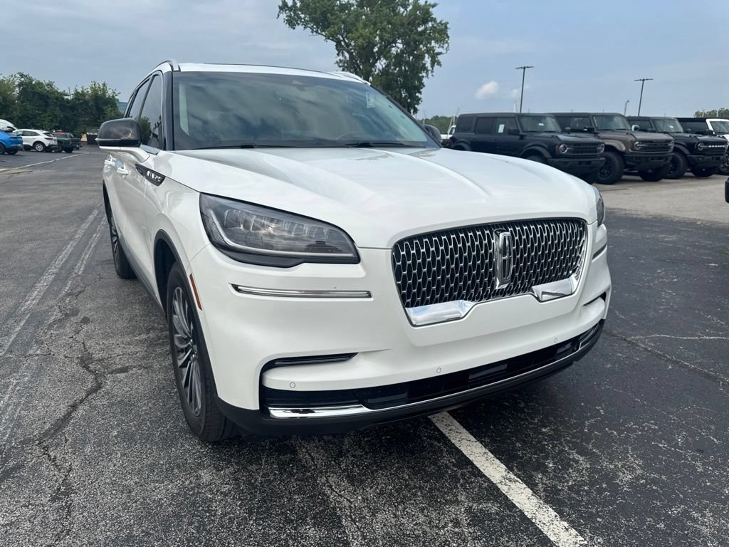Used 2023 Lincoln Aviator AWD w/ Premium Package image 51