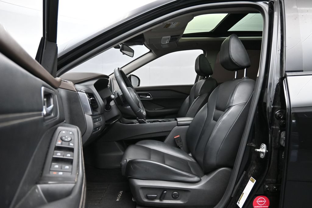 Used 2021 Nissan Rogue SV w/ Premium Package AWD/4WD image 23