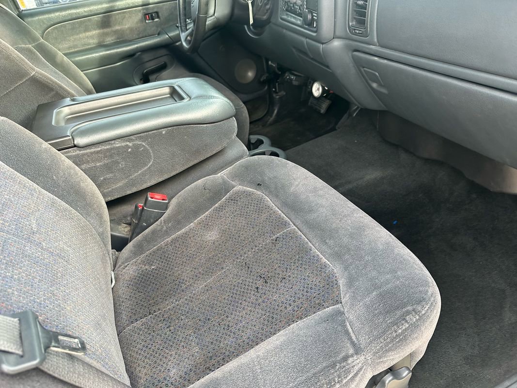 Used 2001 Chevrolet Silverado 2500 LS image 17