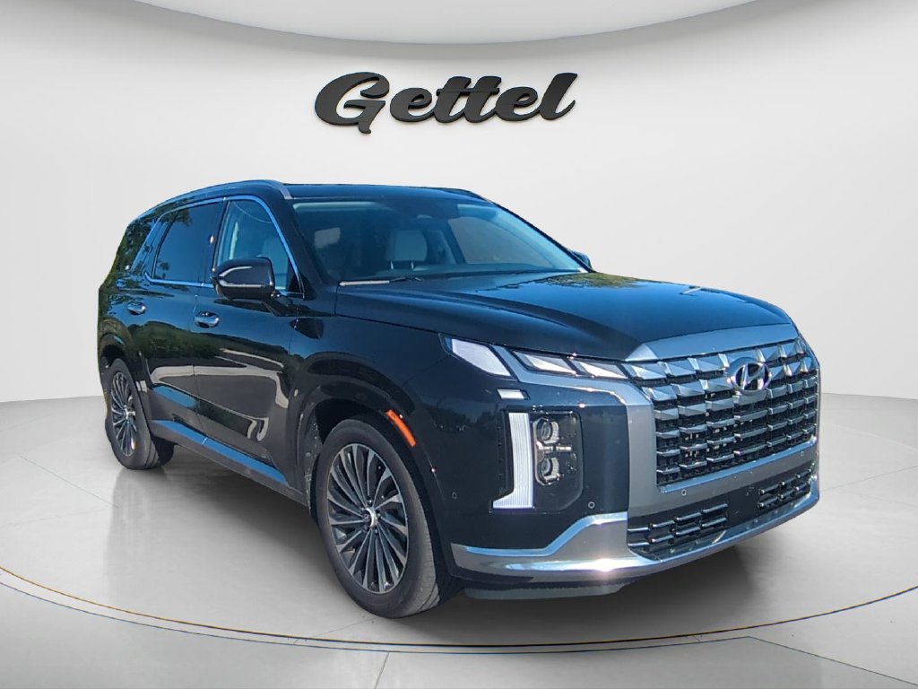 Used 2024 Hyundai Palisade Calligraphy FWD image 3