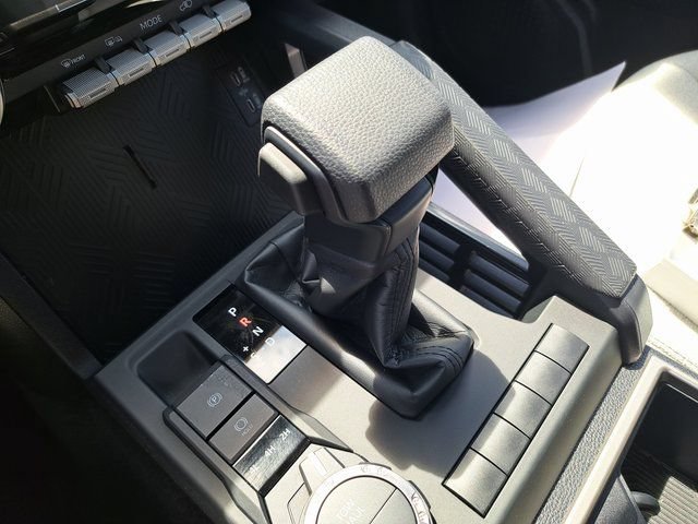 Used 2026 Toyota 4Runner SR5 AWD/4WD image 20