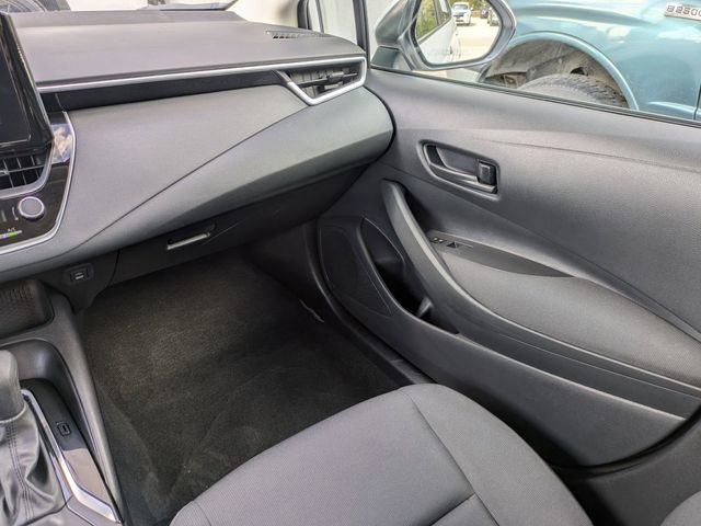 Used 2025 Toyota Corolla LE image 17