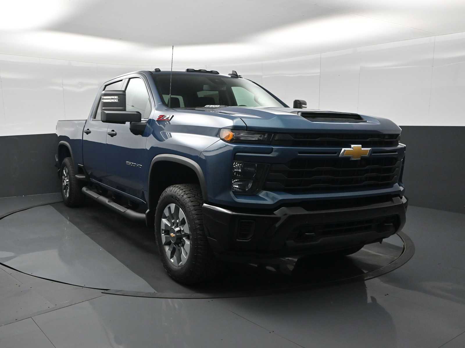New 2026 Chevrolet Silverado 2500 Custom w/ Custom Value Package image 7