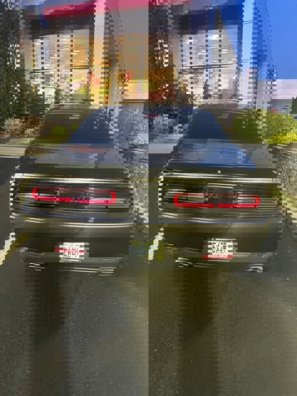 Used 2020 Dodge Challenger SXT w/ Blacktop Package image 8