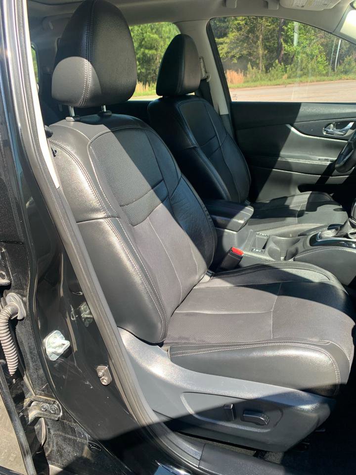 Used 2020 Nissan Rogue SL w/ Premium Package image 9