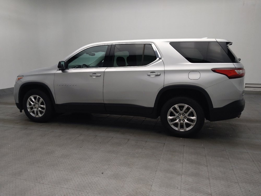 Used 2021 Chevrolet Traverse LS FWD image 3