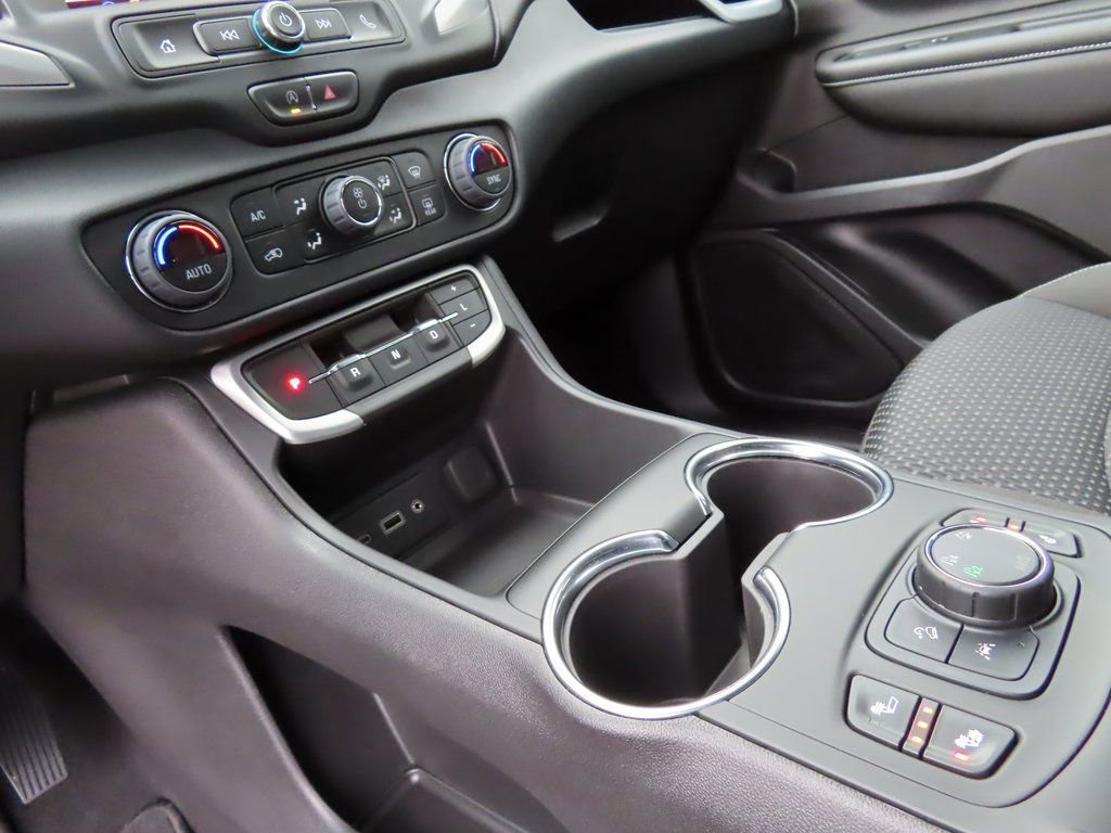 Certified 2023 GMC Terrain SLE w/ Driver Convenience Package image 17