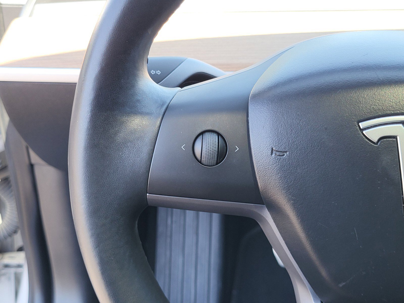 Used 2018 Tesla Model 3 Performance AWD/4WD image 23