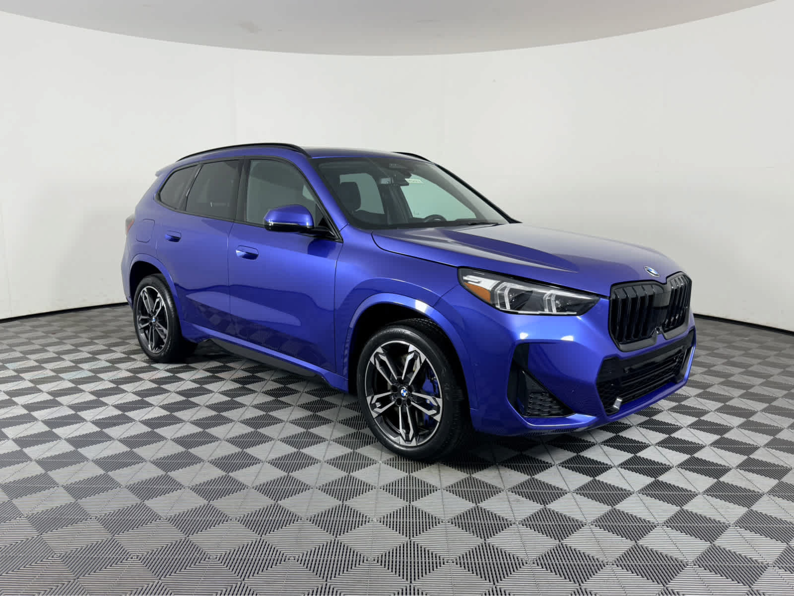 Used 2025 BMW X1 xDrive28i w/ Premium Package