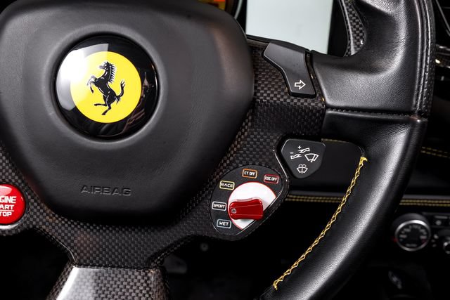 Used 2019 Ferrari 488 Spider RWD image 37