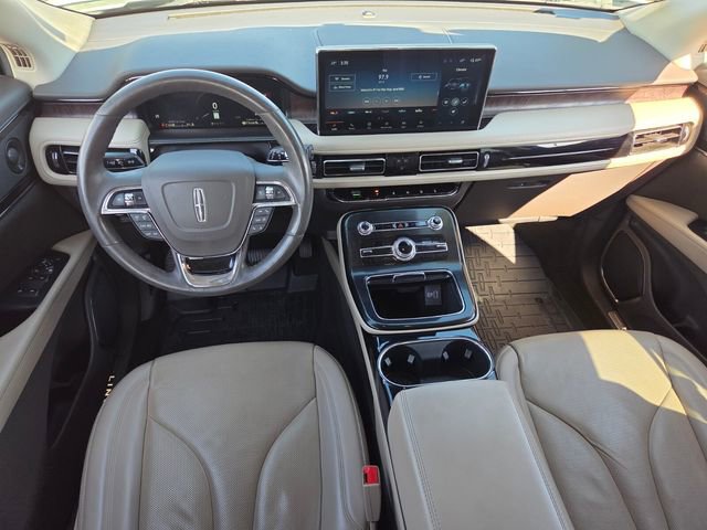 Used 2022 Lincoln Nautilus Reserve w/ Luxury Package image 8