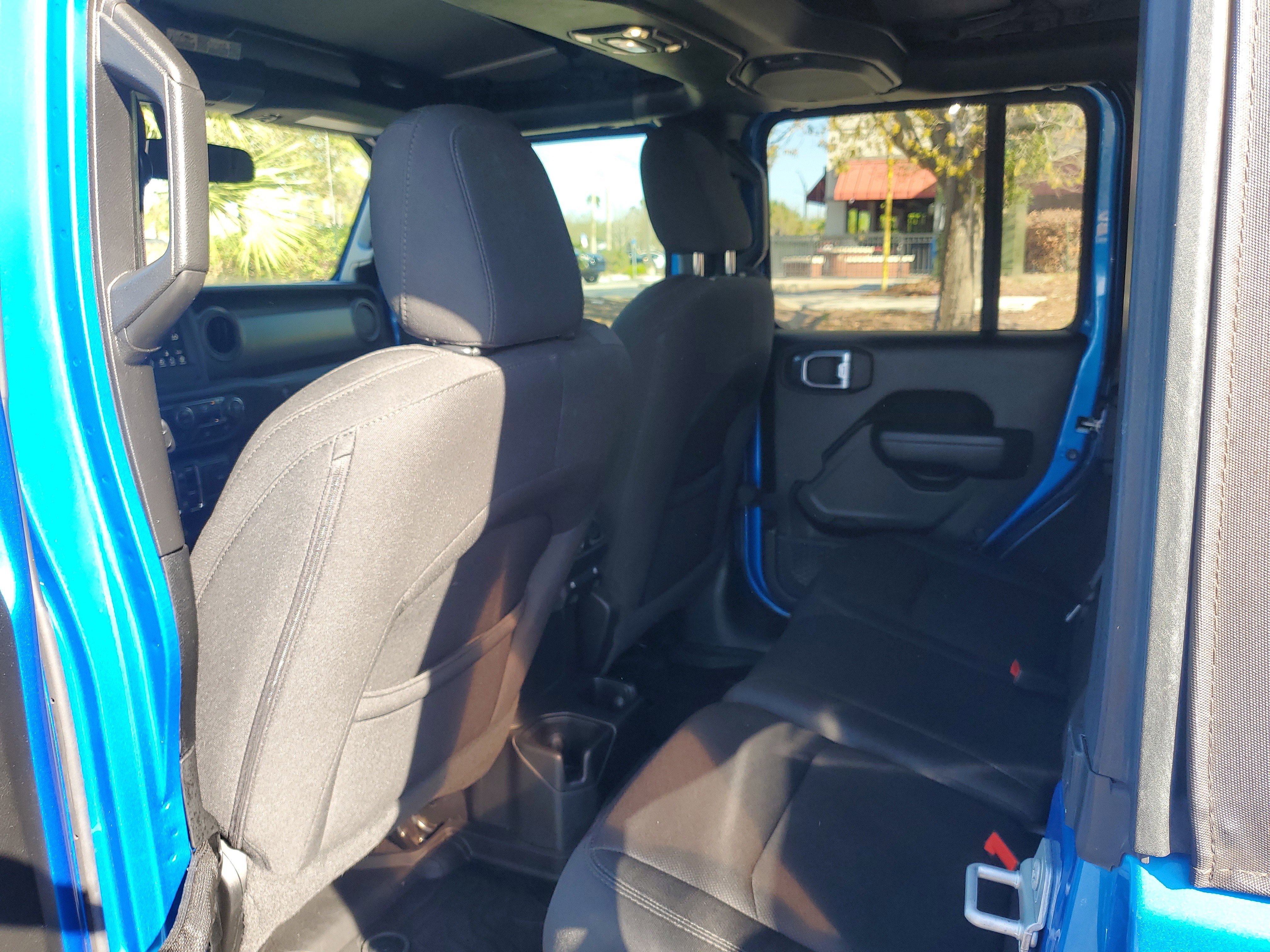 Used 2022 Jeep Wrangler Unlimited Sport image 7