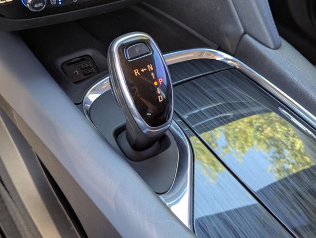 Used 2020 Buick Enclave Premium w/ Trailering Package, 5000 lbs. AWD/4WD image 19