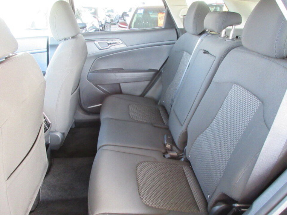 Used 2024 Kia Sportage LX image 25