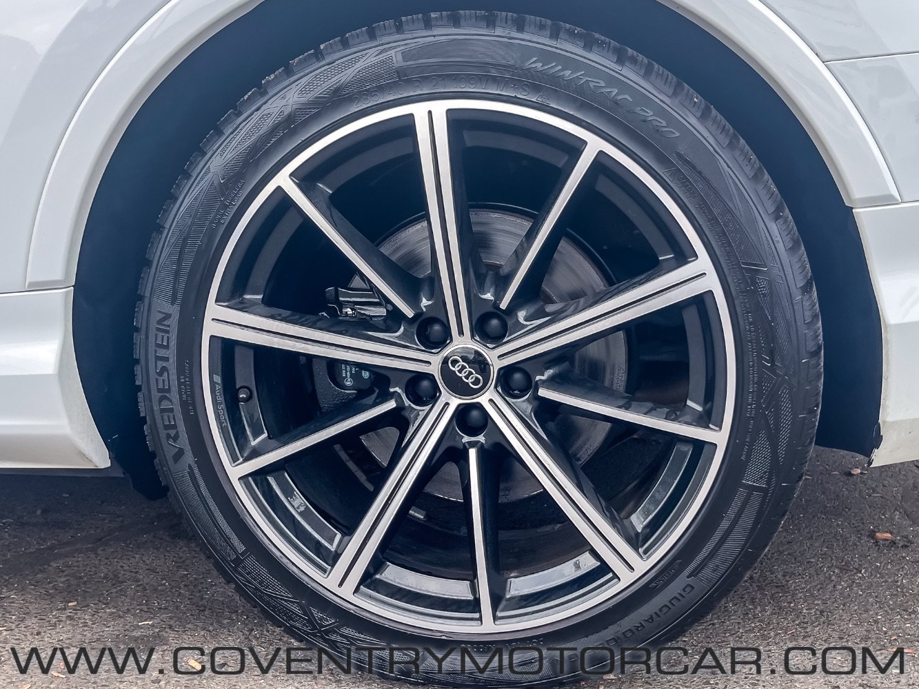Used 2020 Audi SQ7 Prestige w/ Prestige Package AWD/4WD image 11